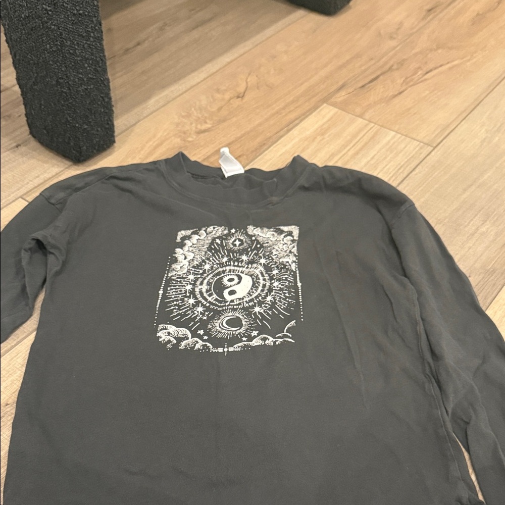 Melrose and Market Charcoal Long-Sleeve Shirt with White Celestial Graphic